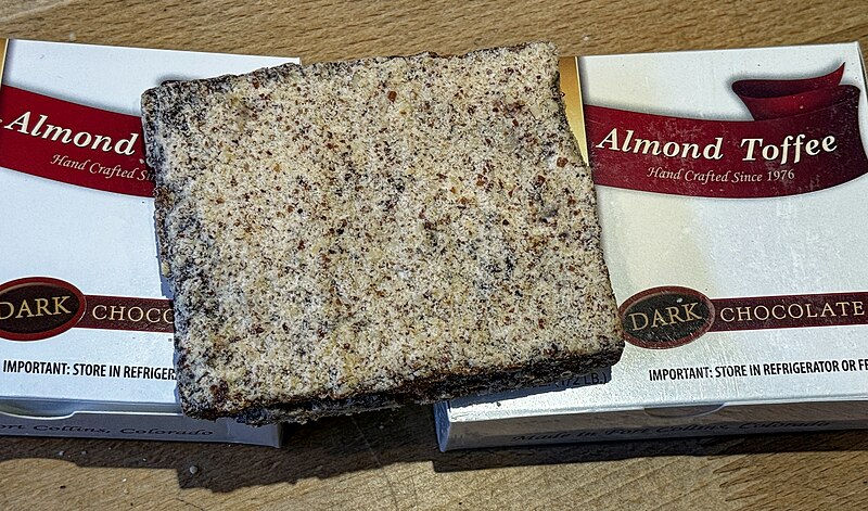 DAIM, Hjemmelavet med mandler og guldstøv