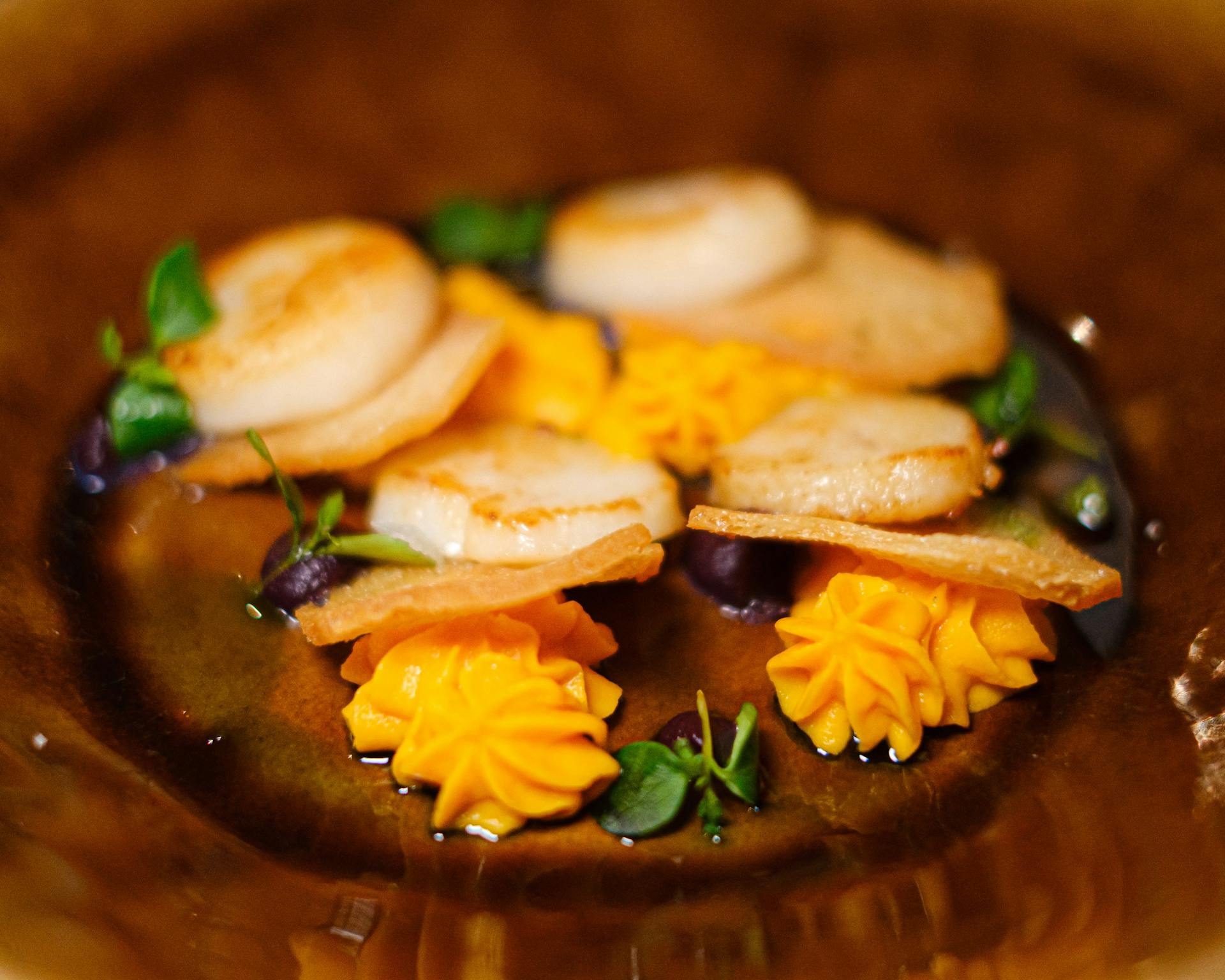 TARTELETTER med rejer og kammuslinger