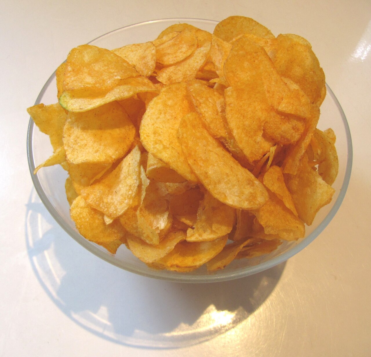 Chips med fennikel og havsalt