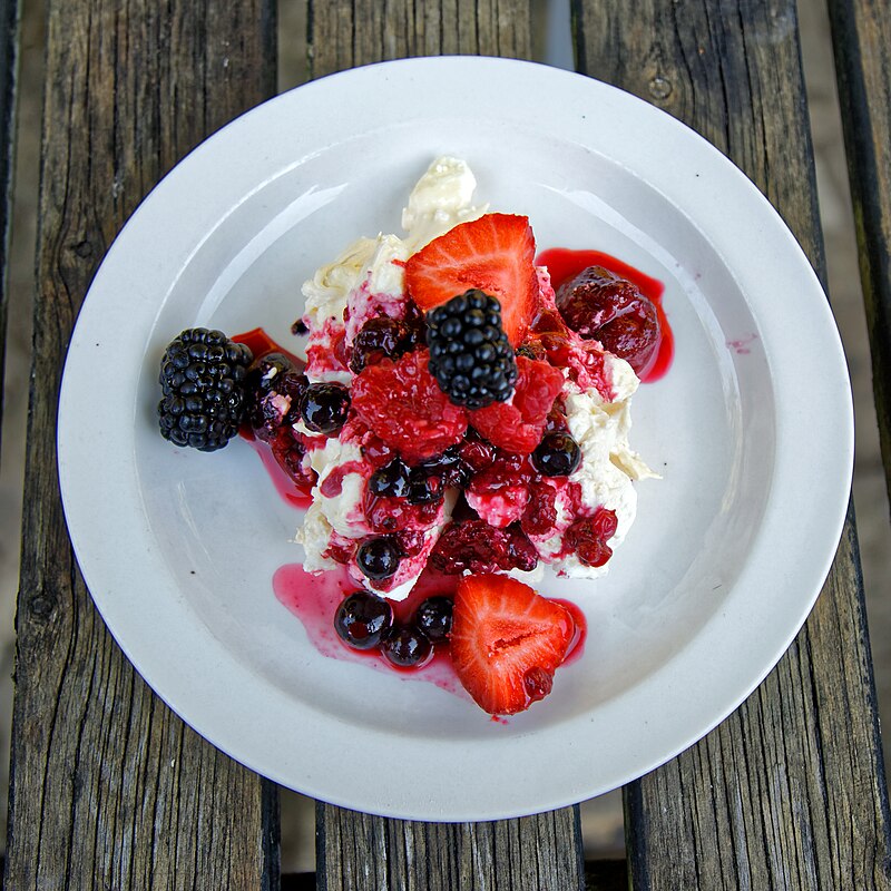 Eton mess I