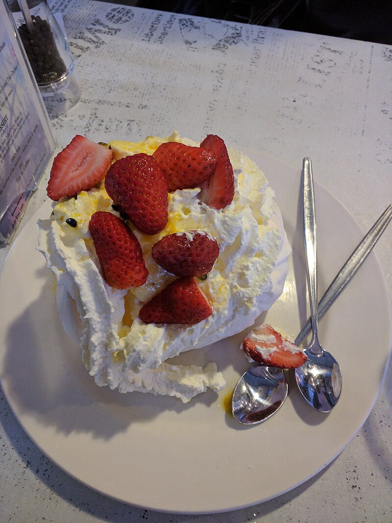 Fragilité med creme og jordbær