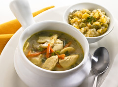 Karrysuppe med kokos og mango