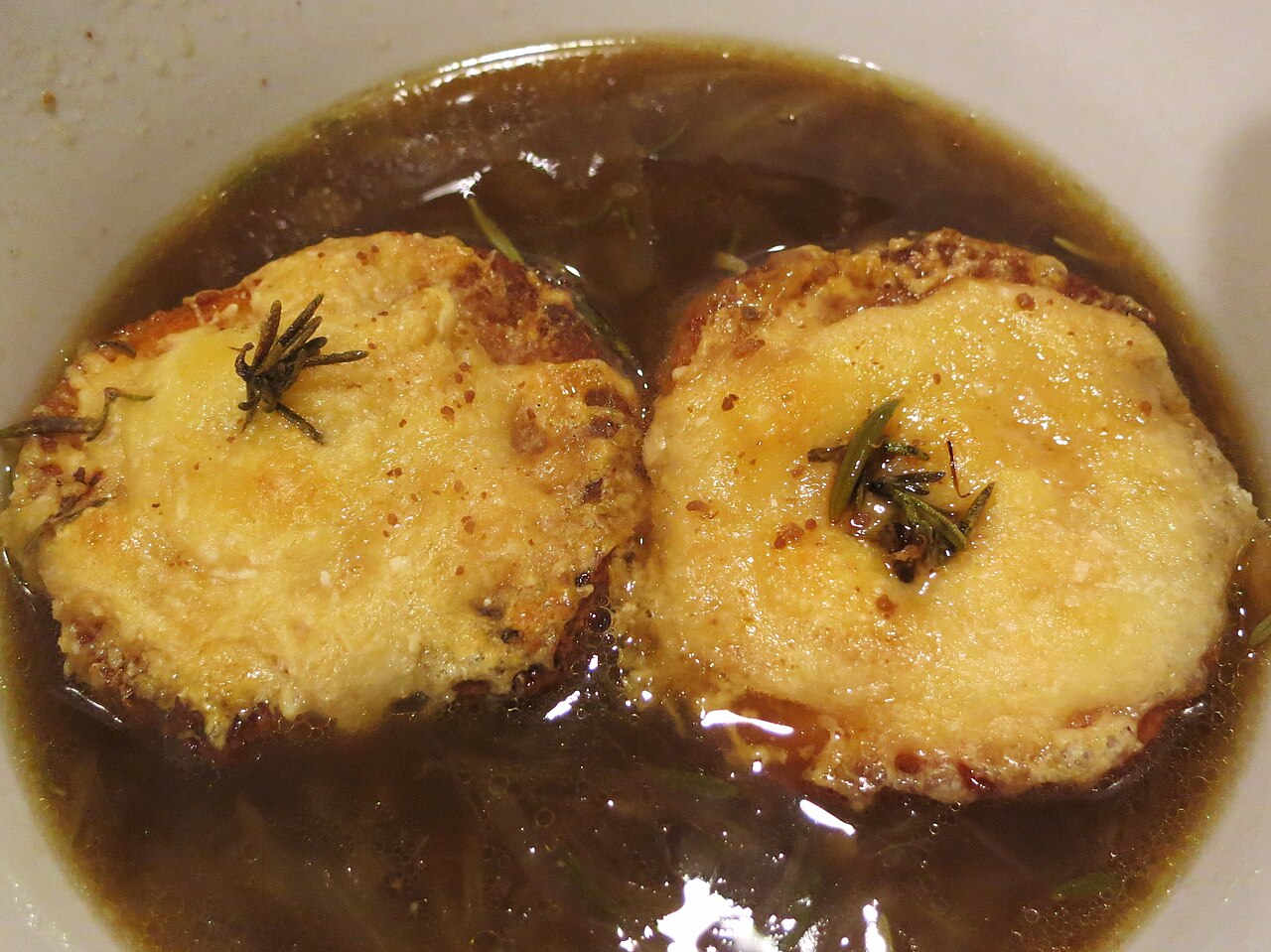 Løgsuppe, Fransk med croutoner